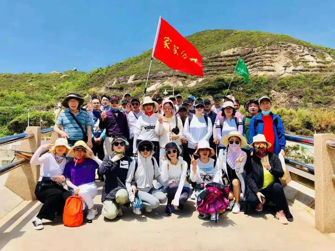 砥礪前行，凝心聚力——東西沖穿越團(tuán)建活